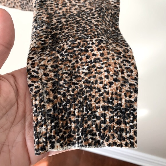 Guess by Marciano size M leopard cardigan - Picture 7 of 9